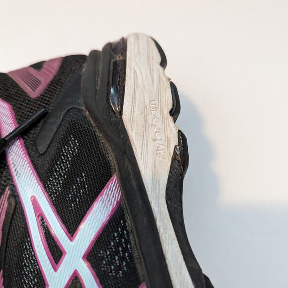 Women's Asics Running Shoes Size 8 | GT-2000 7 | Black/Skylight - Picture 5 of 10